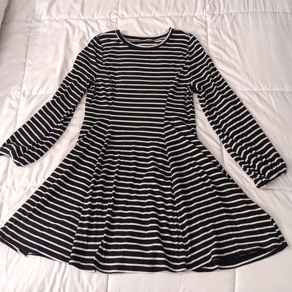 Boohoo Striped Long Bishop Sleeve Midi Dress, 2XL
